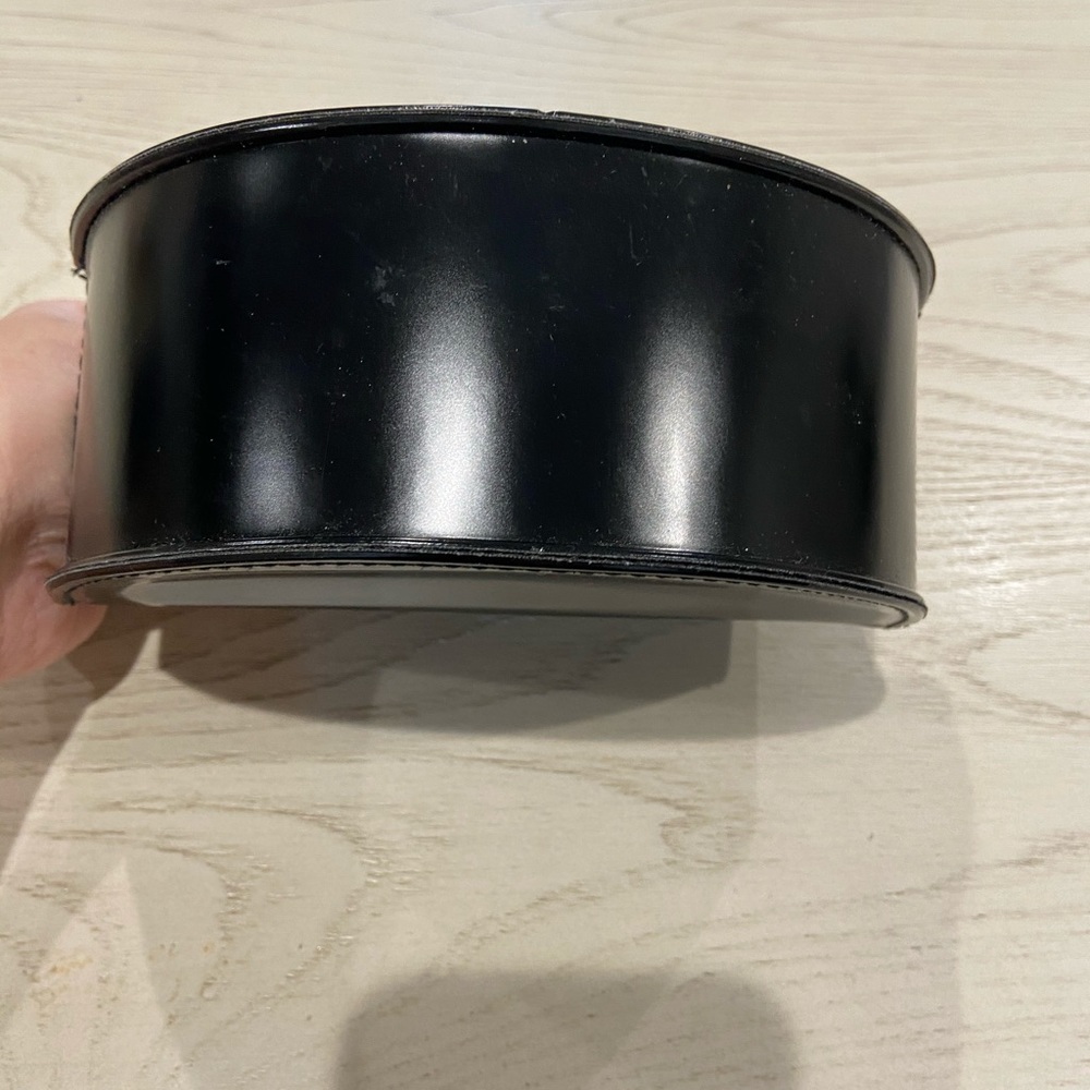 π΅ 3 for $15 π΅ MARC JACOB BLACK SUNGLASS HOLDER - Picture 4 of 5
